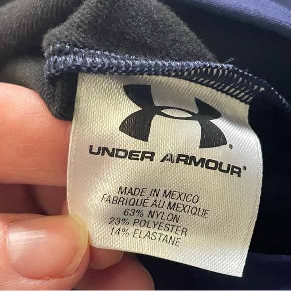 Under Armour Mock Turtleneck Long Sleeve Shirt  Size: Small - Picture 7 of 11